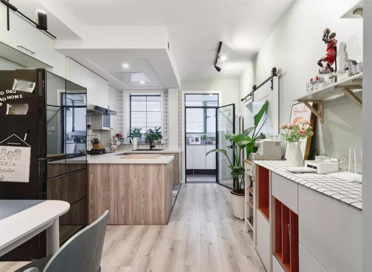 70㎡小屋极致利用空间，布置成3室1厅