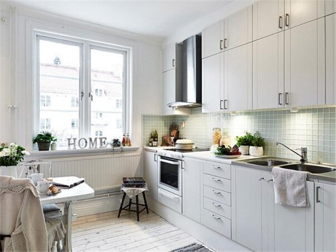 北欧风格厨房翻新装修案例效果图（四）