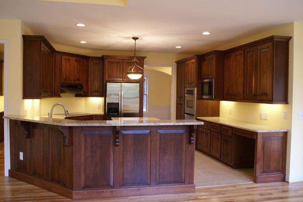厨房翻新棕色橱柜设计案例效果图（四）
